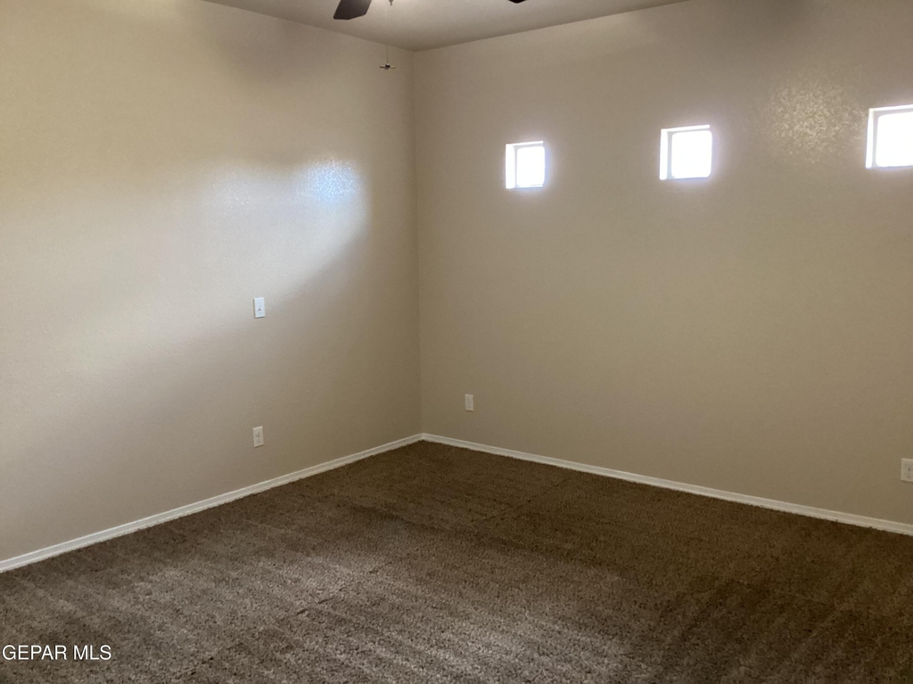 5925 Speyside Drive - Photo 10