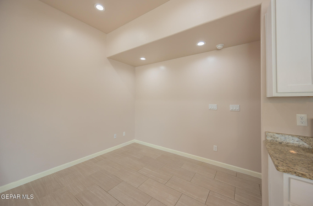 6537 Hoop Street - Photo 3