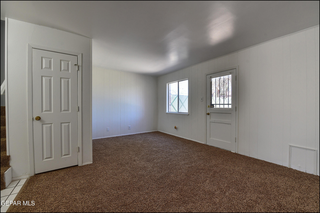 10605 Kinross Avenue - Photo 8