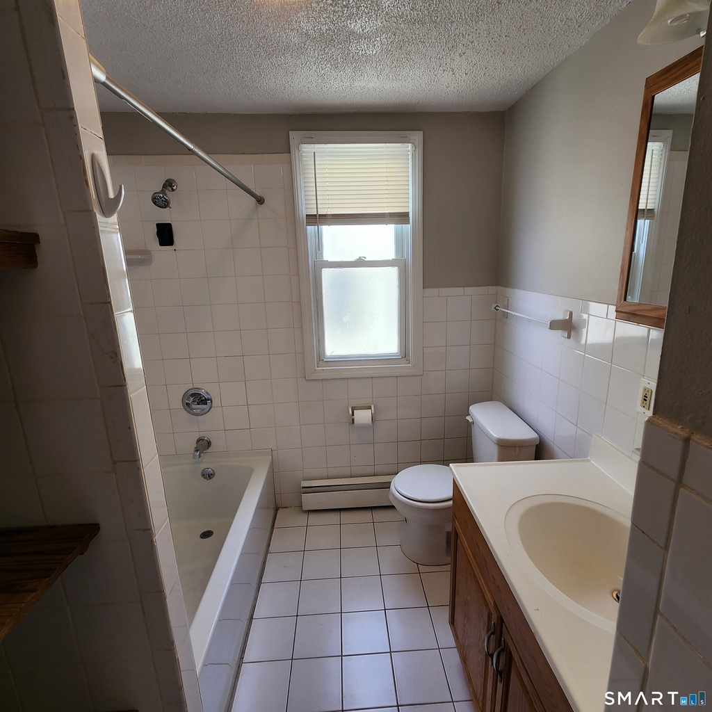 664 Main Street - Photo 4