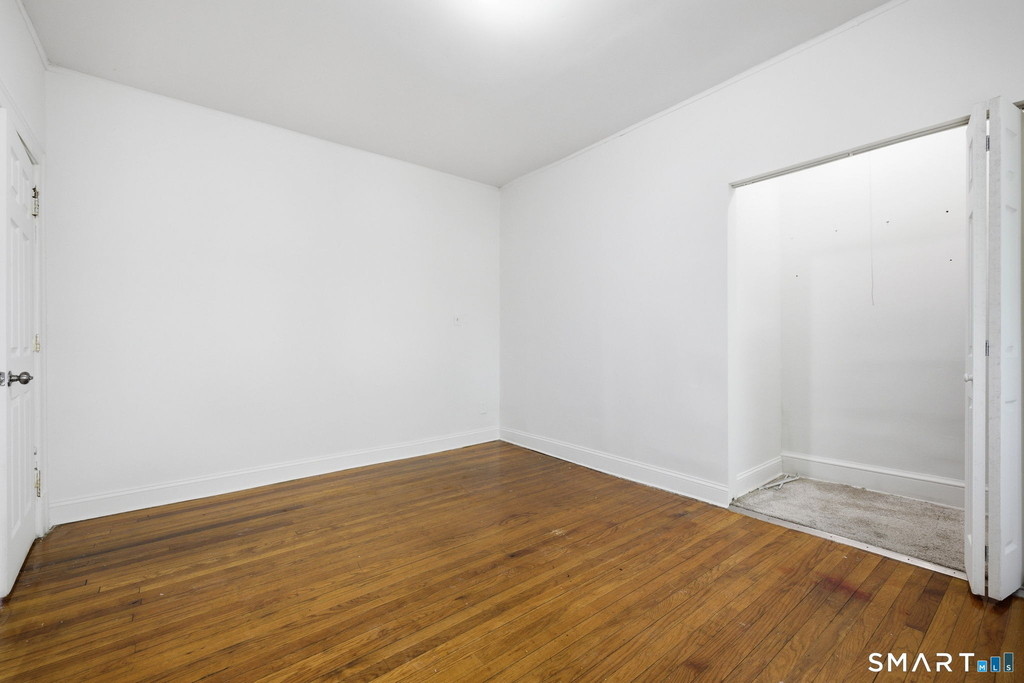115 Baltimore Street - Photo 8