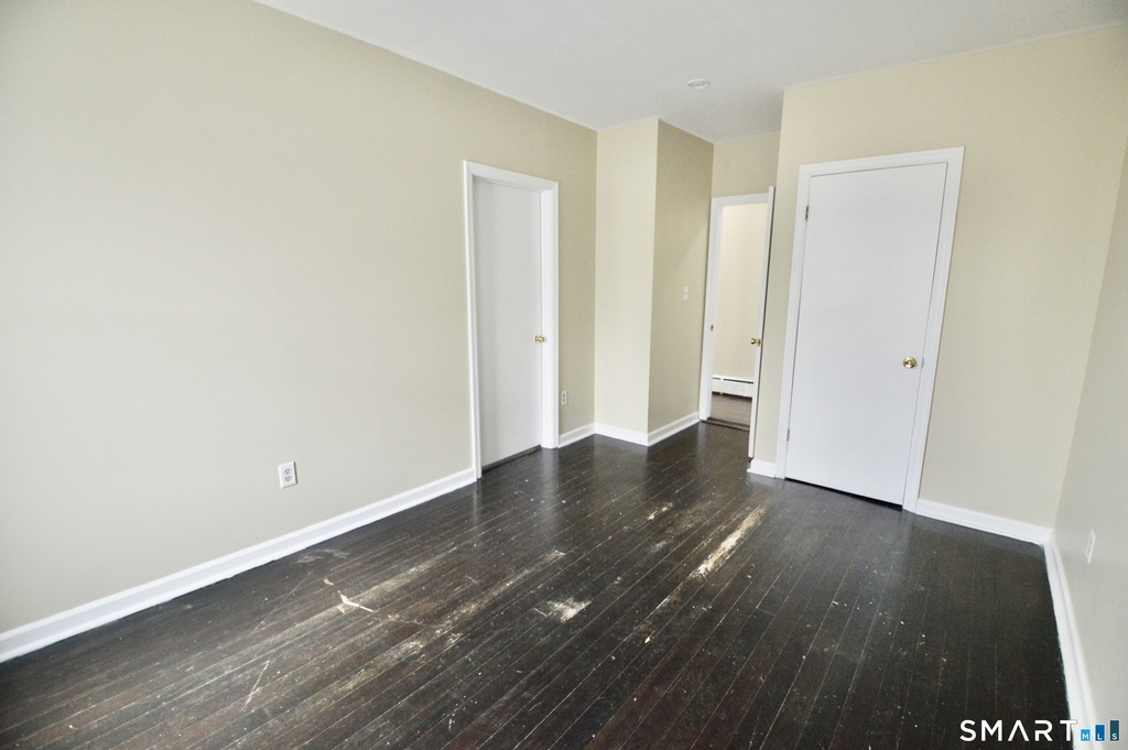 2343 Barnum Avenue - Photo 8