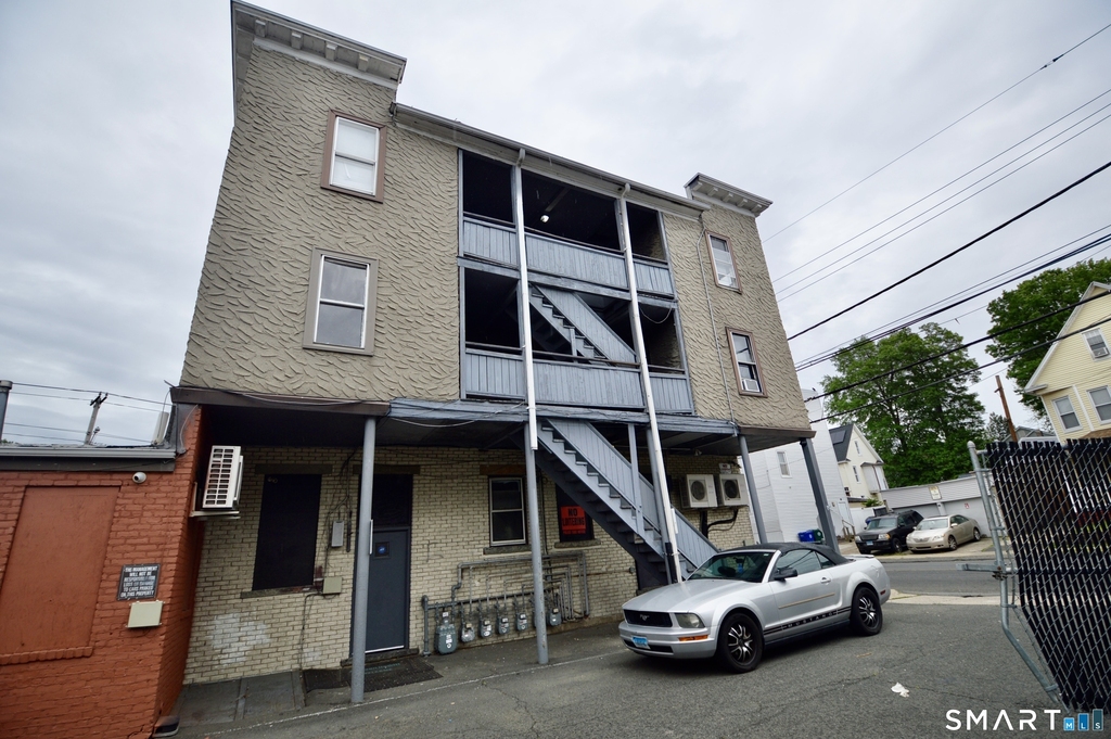 2343 Barnum Avenue - Photo 14