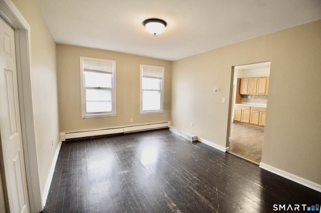 2343 Barnum Avenue - Photo 4
