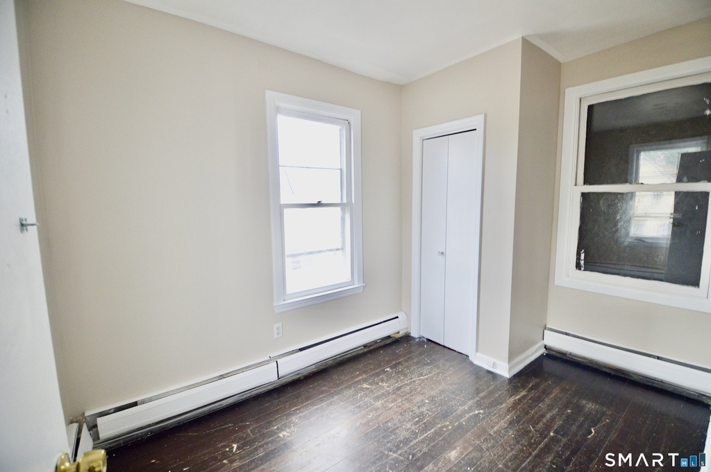 2343 Barnum Avenue - Photo 11