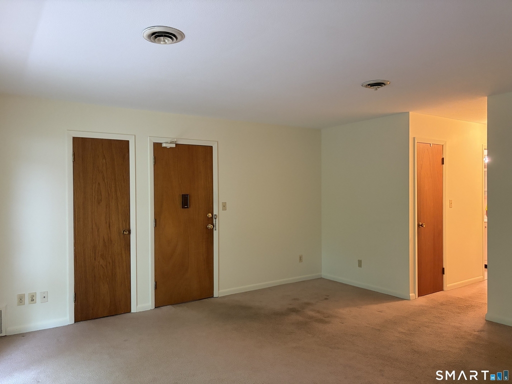 888 Main Street - Photo 9
