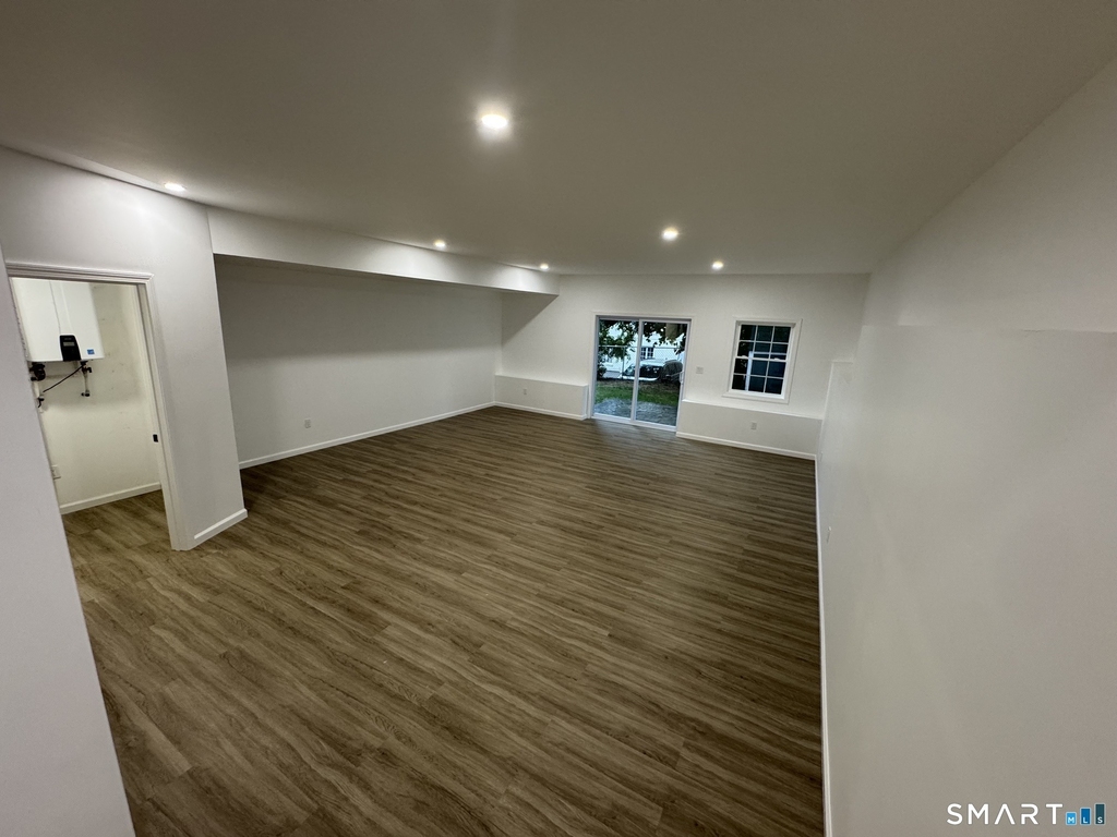 38 Golden Hill Street - Photo 11