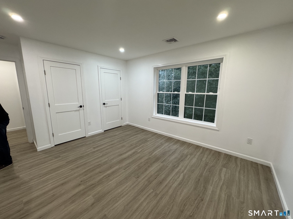 38 Golden Hill Street - Photo 6