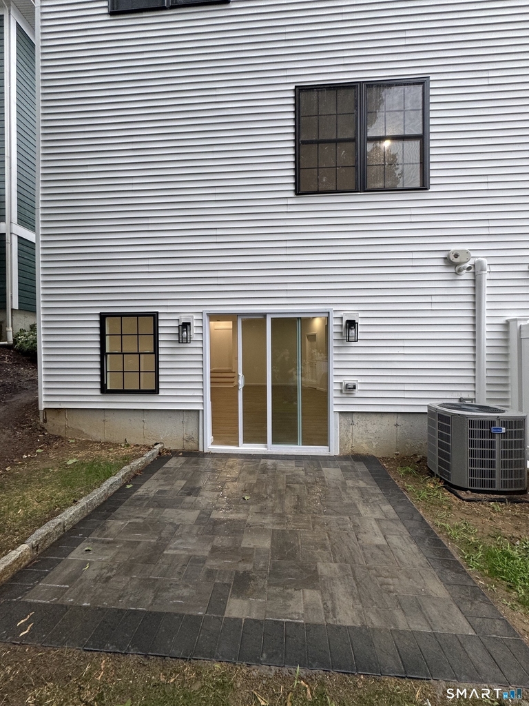 38 Golden Hill Street - Photo 13