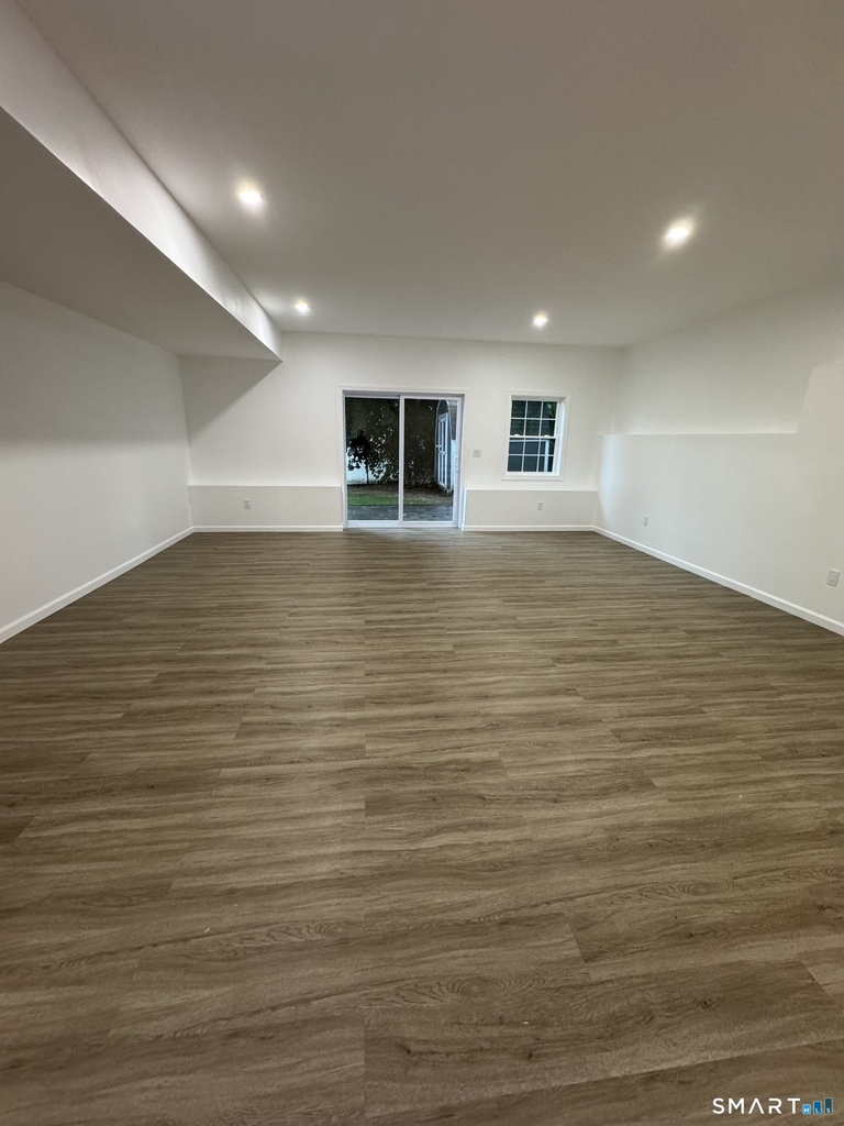 38 Golden Hill Street - Photo 10