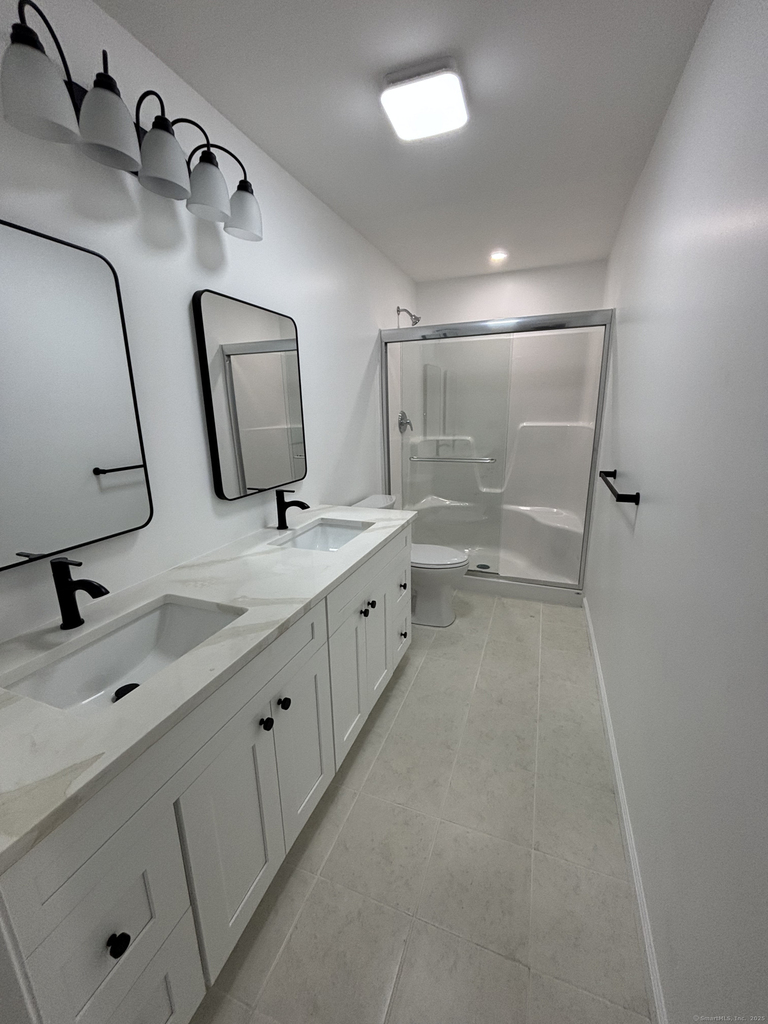 38 Golden Hill Street - Photo 8