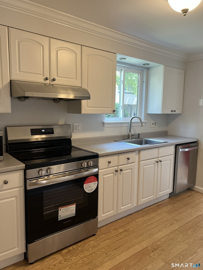 100 Hope Street - Photo 1