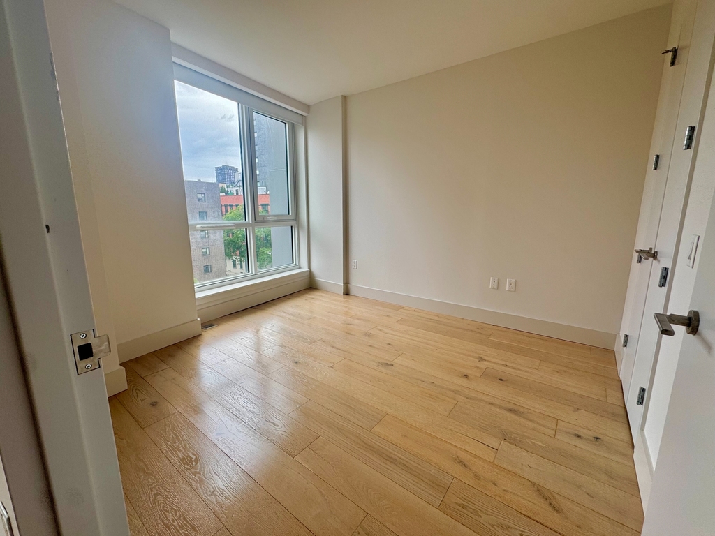East 2nd Street - Photo 5