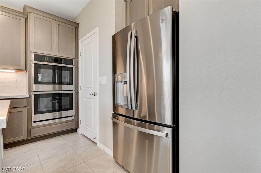 8832 Highland Skye Drive - Photo 18