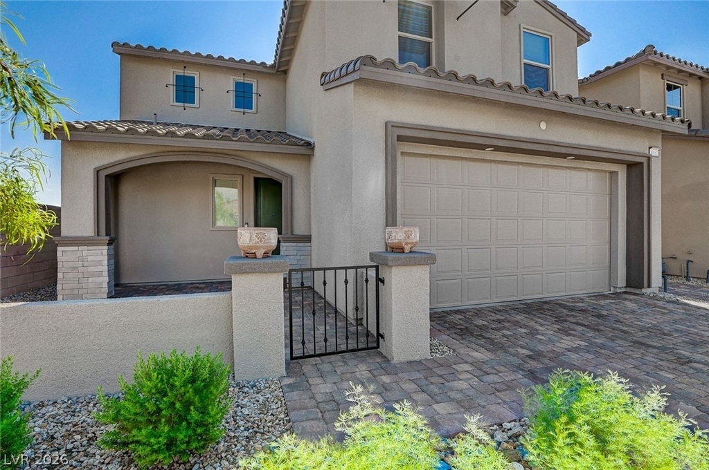 8832 Highland Skye Drive - Photo 3