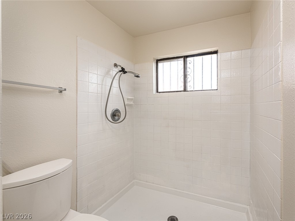 2080 Karen Avenue - Photo 10