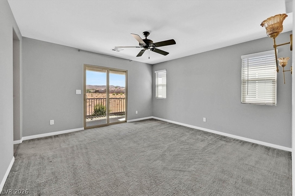 4405 Frias Falls Avenue - Photo 11