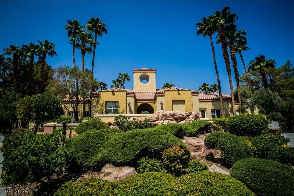 230 E Flamingo Road - Photo 0