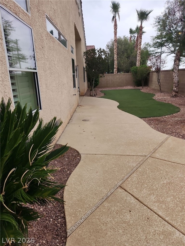 9664 Tapestry Pine Street - Photo 45