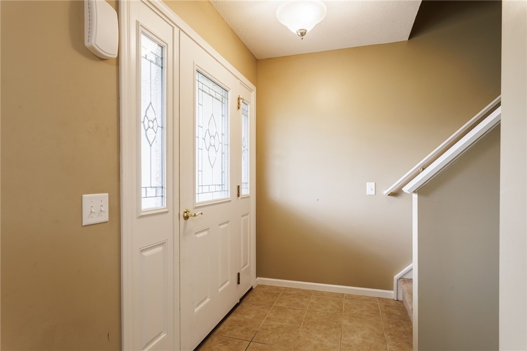 83 Southend - Photo 2