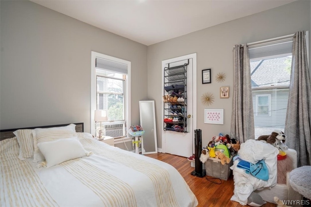 825 Forest - Photo 9