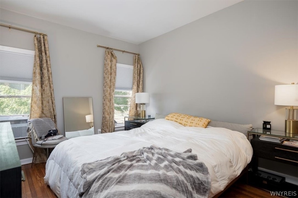 825 Forest - Photo 7