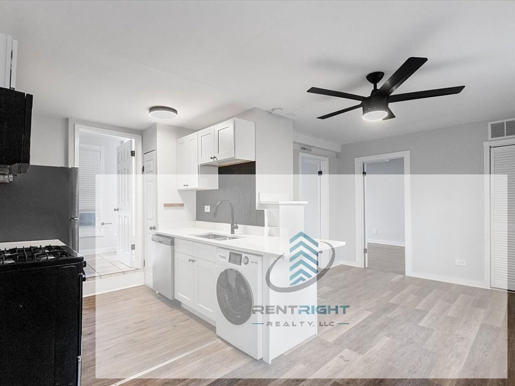 1849 W Augusta Blvd - Photo 0