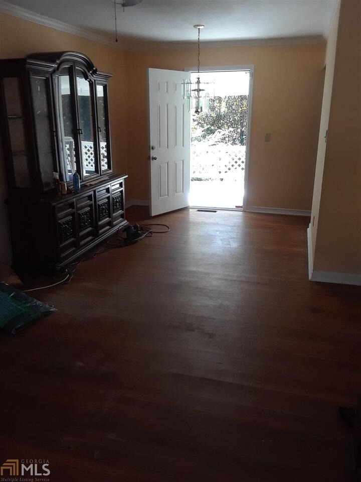 10527 Thrasher Road - Photo 6