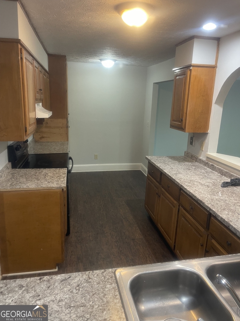 5035 Highland Hills Parkway Parkway - Photo 13