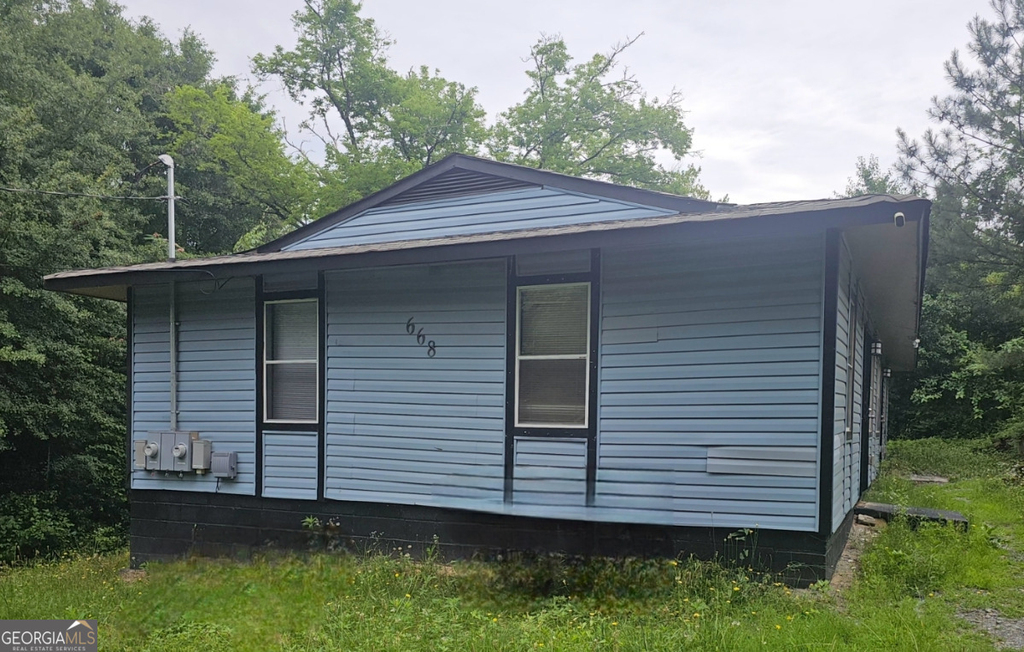 668 Grosso Avenue - Photo 0