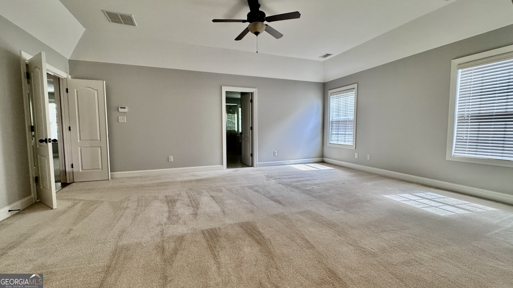 323 Evesham Avenue - Photo 21