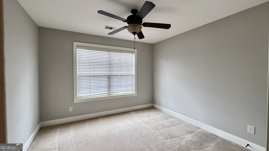 323 Evesham Avenue - Photo 35