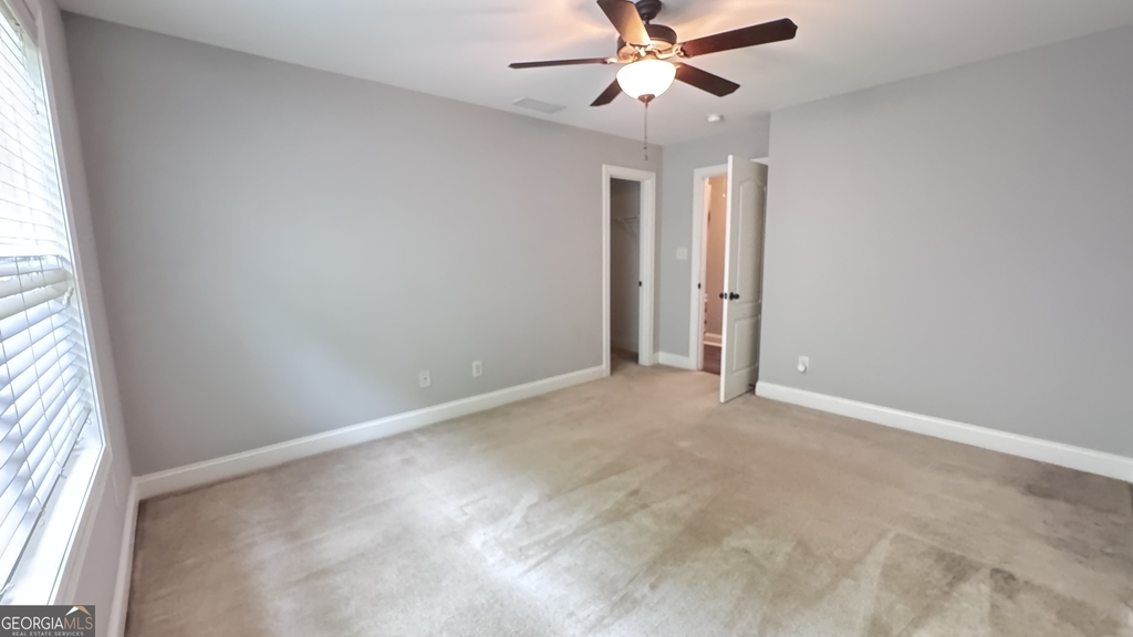 323 Evesham Avenue - Photo 37