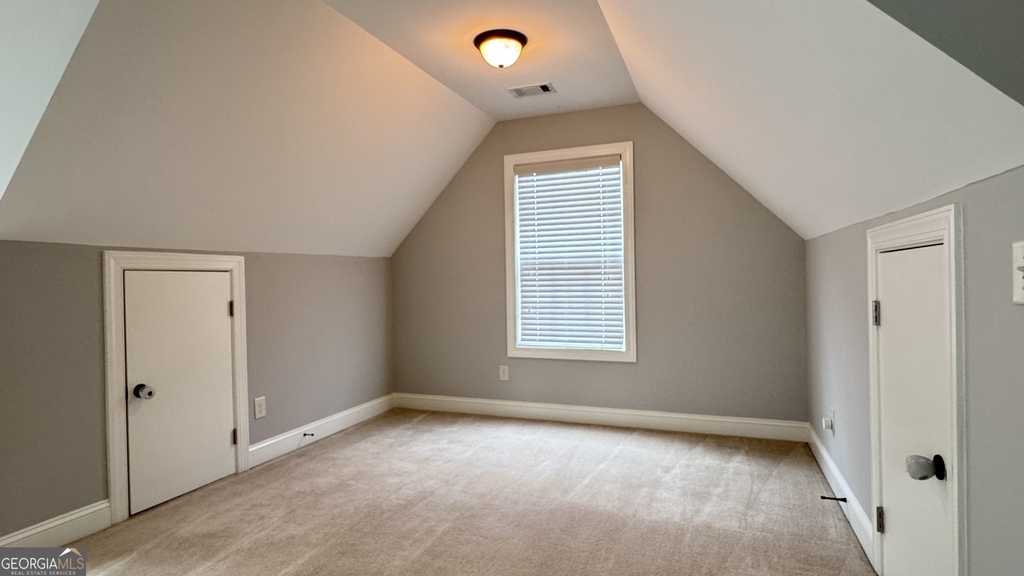 323 Evesham Avenue - Photo 22
