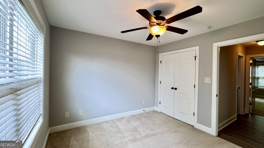 323 Evesham Avenue - Photo 36