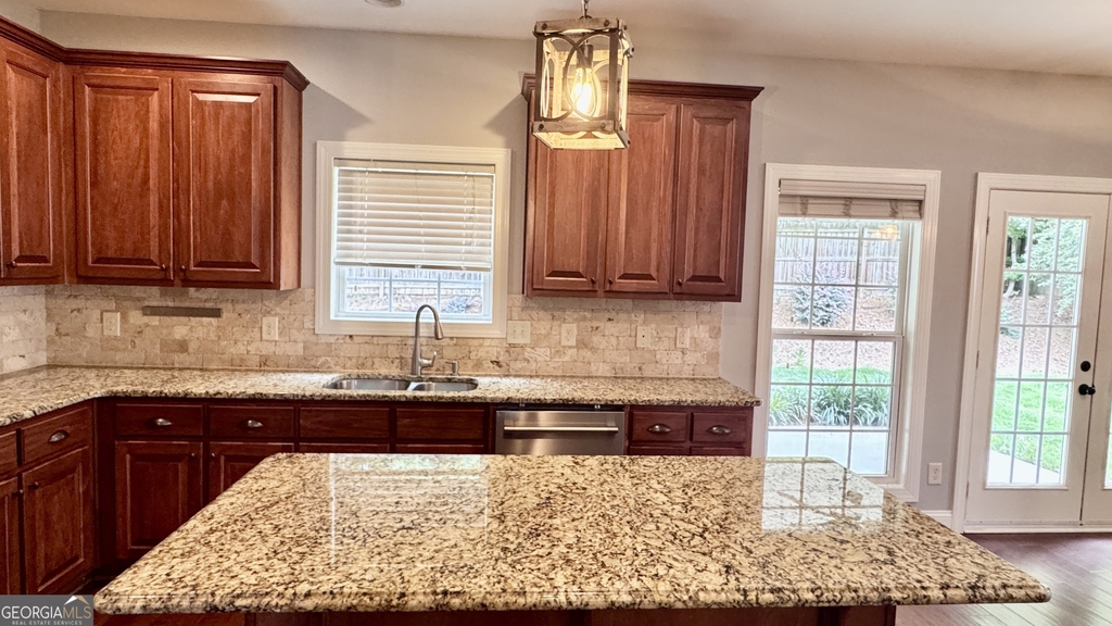 323 Evesham Avenue - Photo 14