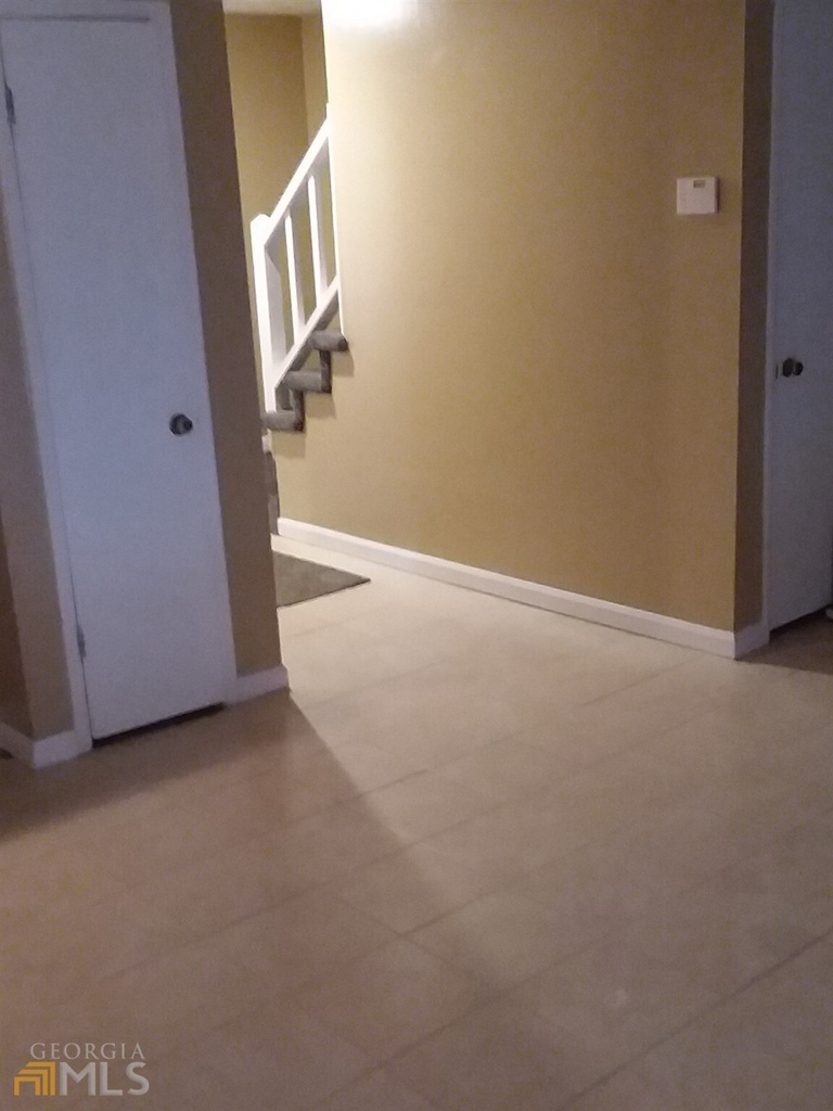 7620 Tara Road - Photo 4