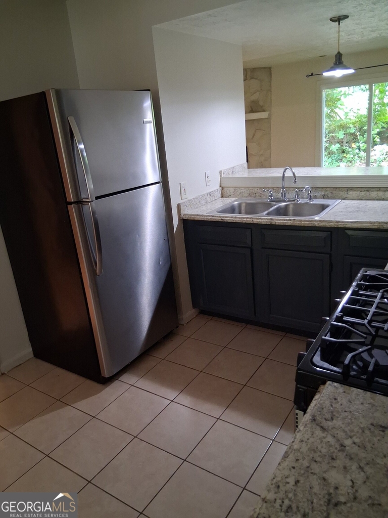 7620 Tara Road - Photo 14