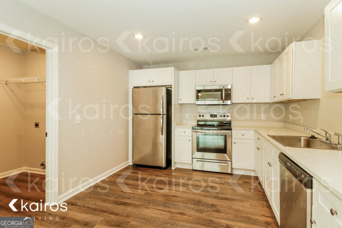 126 Cottage Grove Road - Photo 8