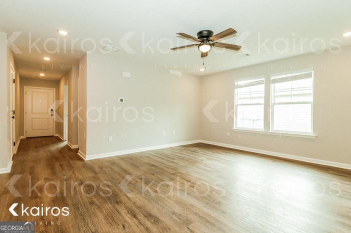 126 Cottage Grove Road - Photo 2