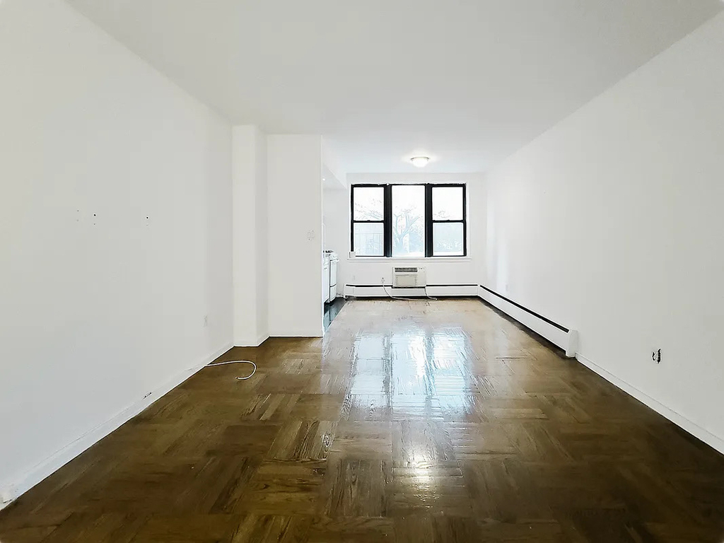 York Avenue/74th Street - Photo 0