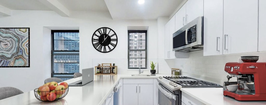 139 West 55th Street - Photo 2