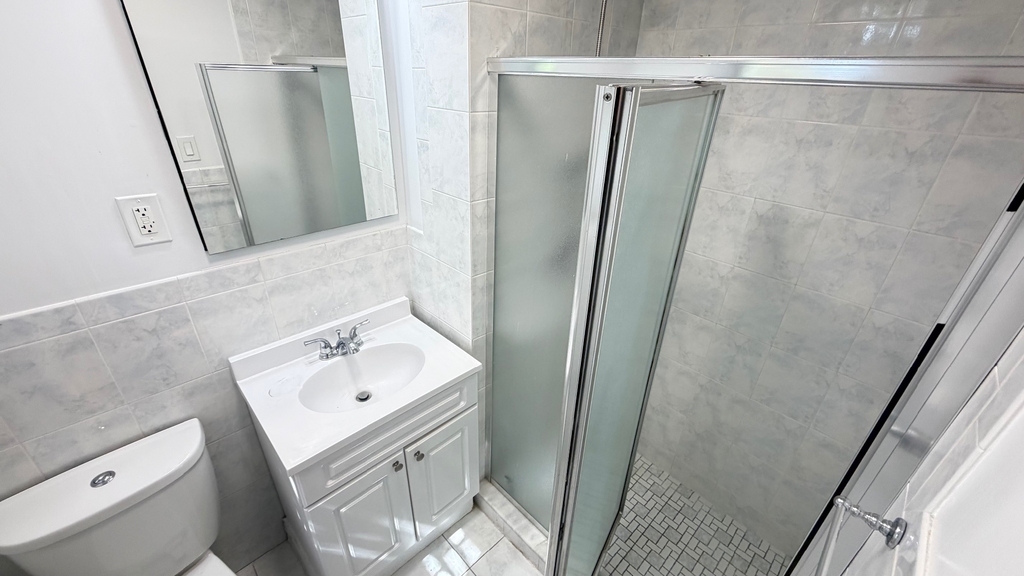 79-25 150th Street - Photo 17