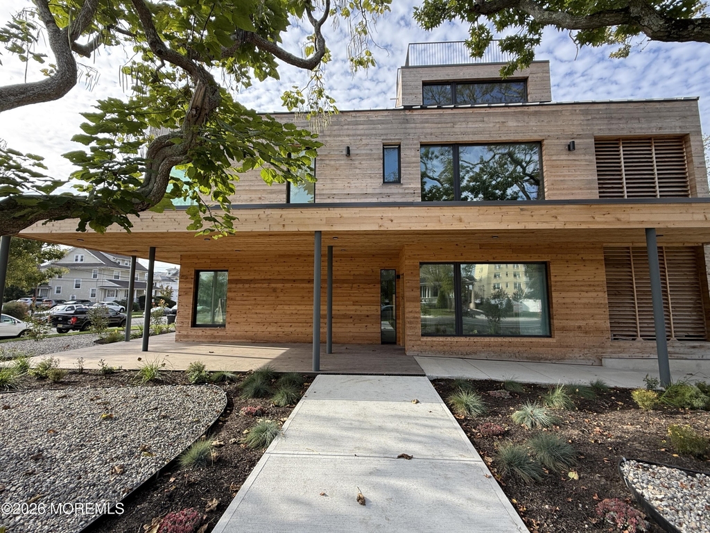 500 8th Avenue - Photo 0