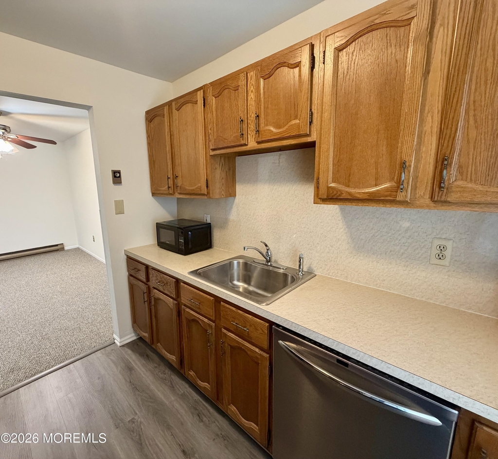 65 Whitefield Avenue - Photo 6