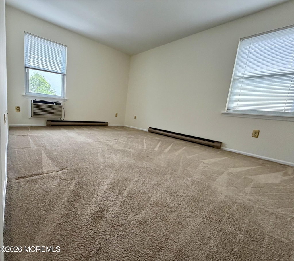 65 Whitefield Avenue - Photo 7