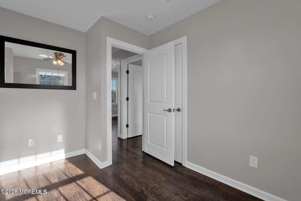 401 Spruce Street - Photo 15
