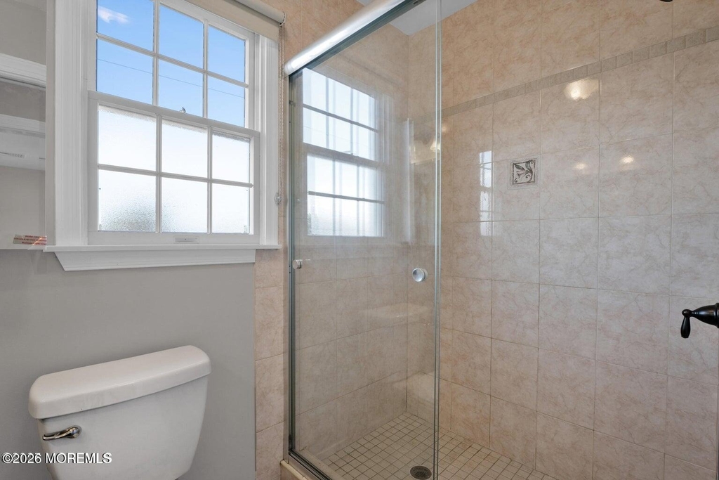 401 Spruce Street - Photo 13