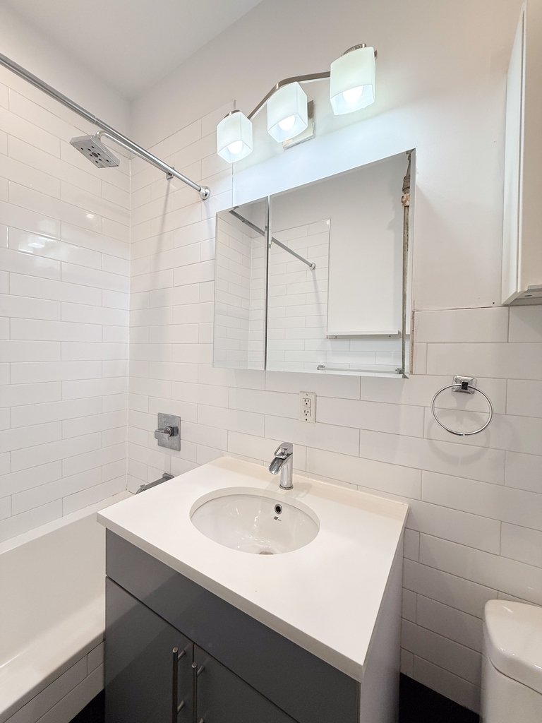 1047 Bedford Avenue - Photo 13
