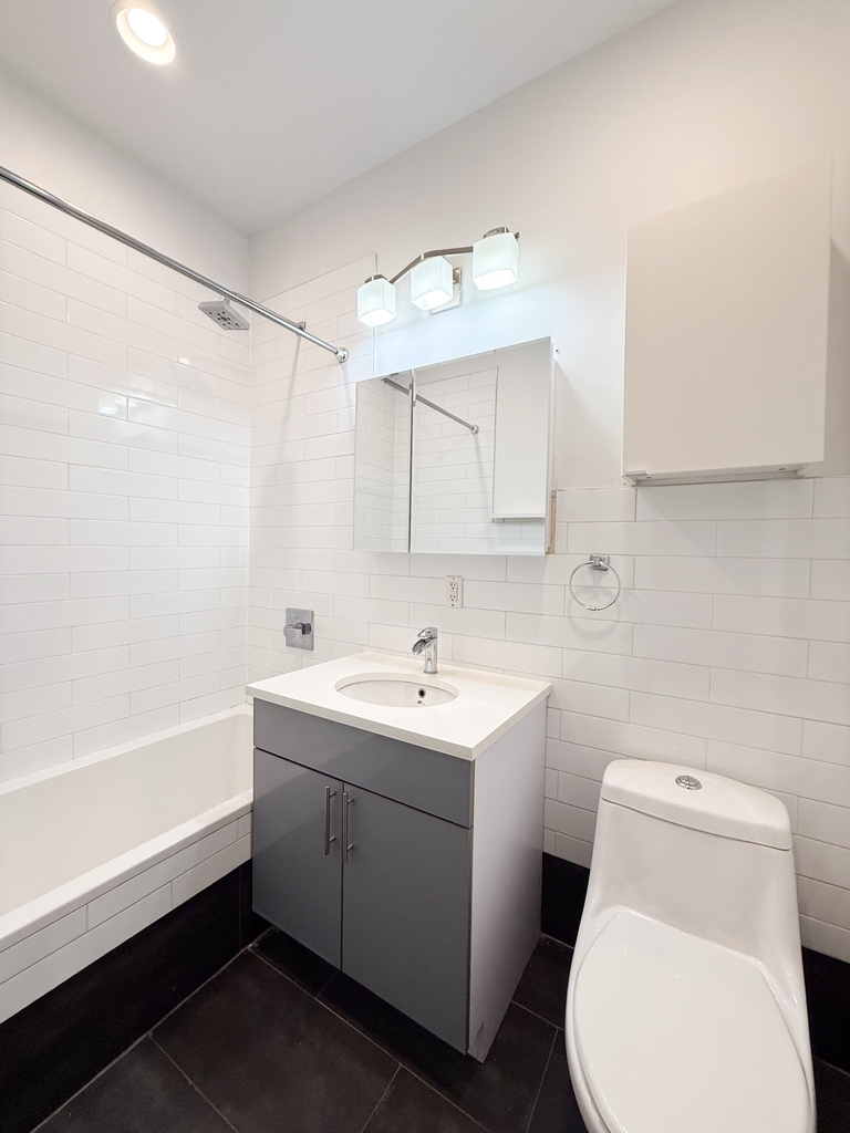 1047 Bedford Avenue - Photo 12